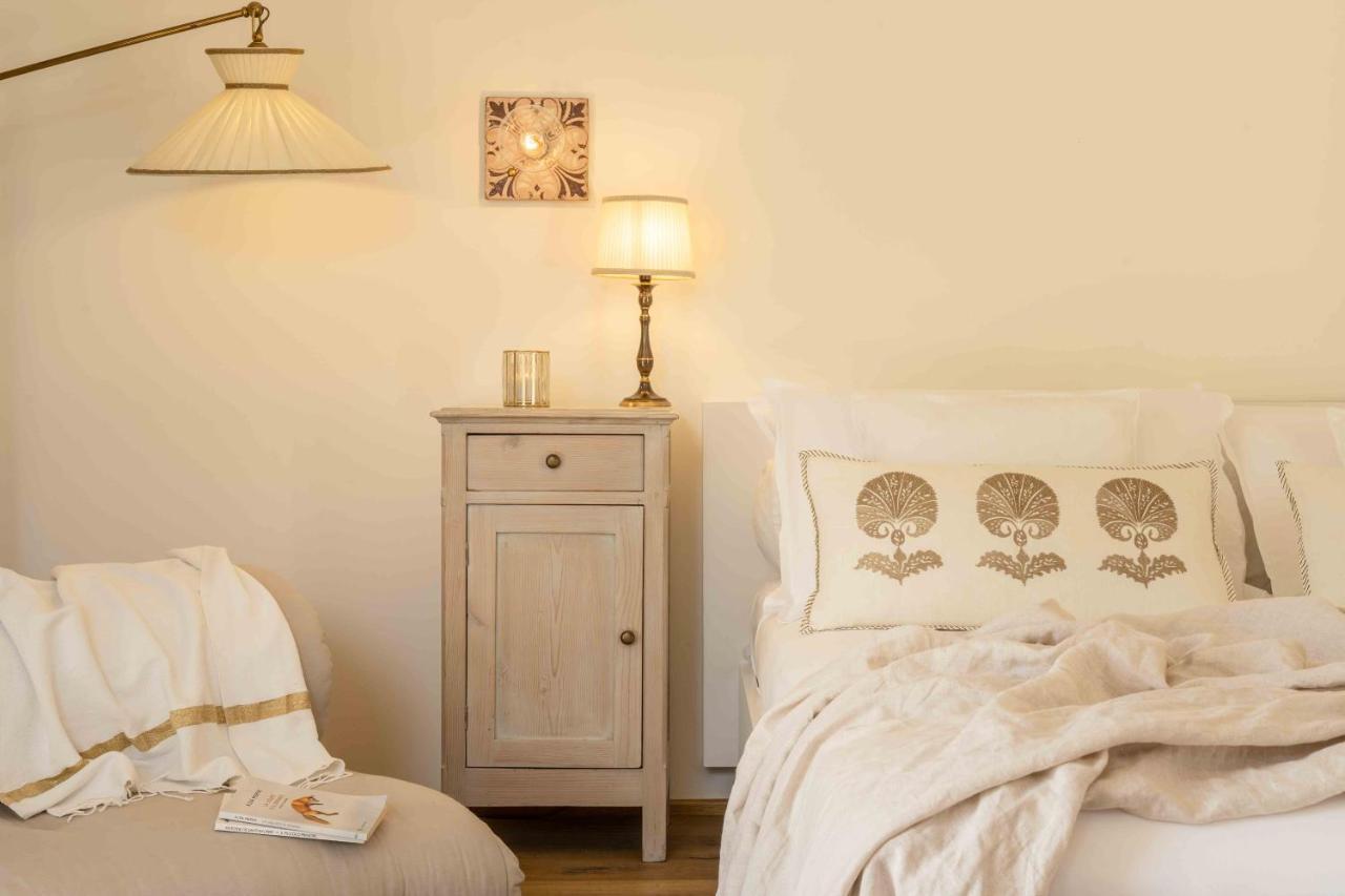 Casavostra - Ambience Suites Ostra Vetere Экстерьер фото