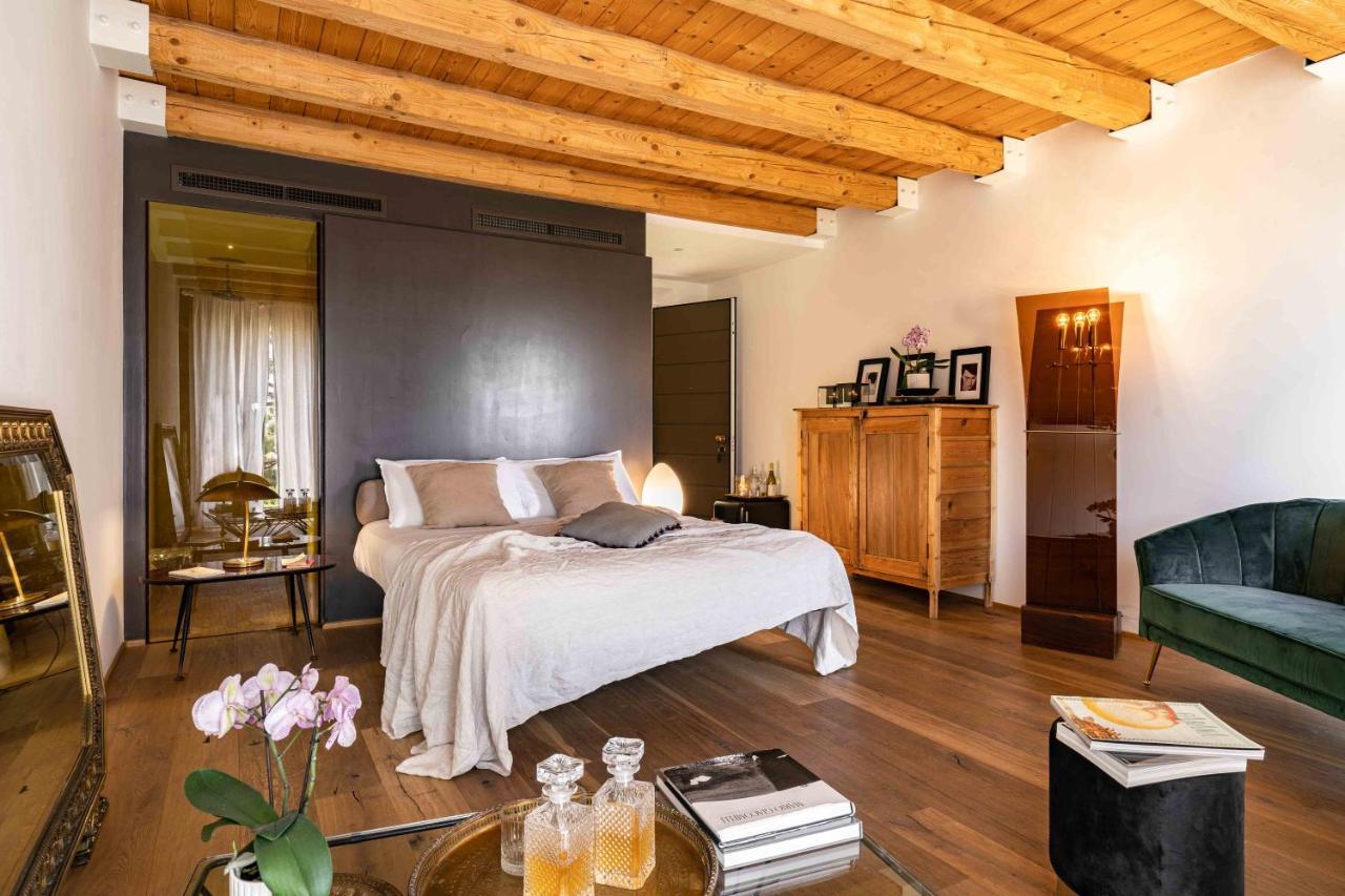 Casavostra - Ambience Suites Ostra Vetere Экстерьер фото