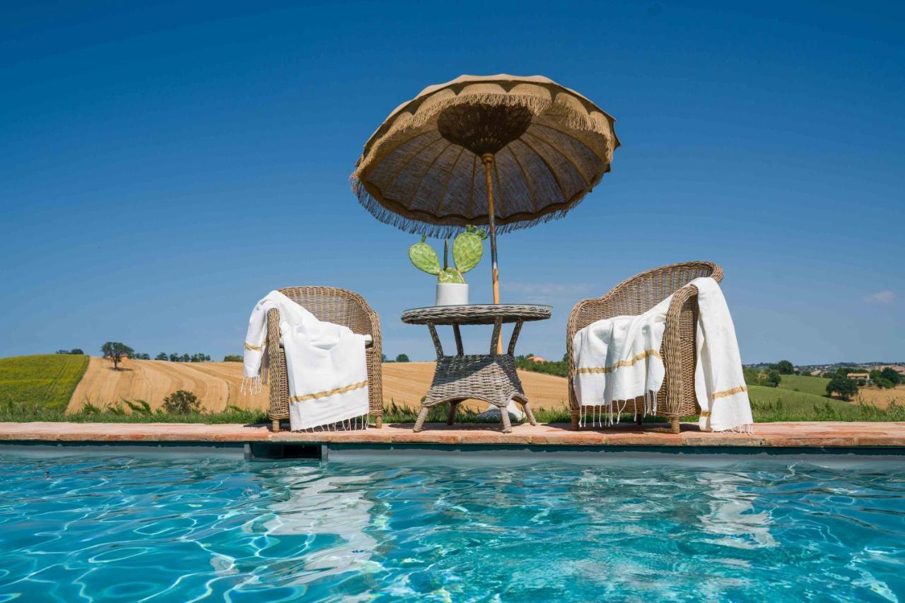 Casavostra - Ambience Suites Ostra Vetere Экстерьер фото